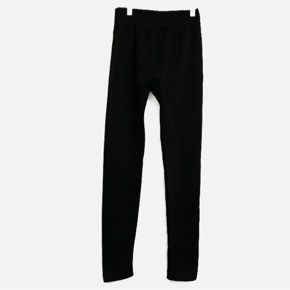 Time and Tru Stretchy Pull-on High Waisted Black Leggings. Size Medium (8-10). - Picture 2 of 7